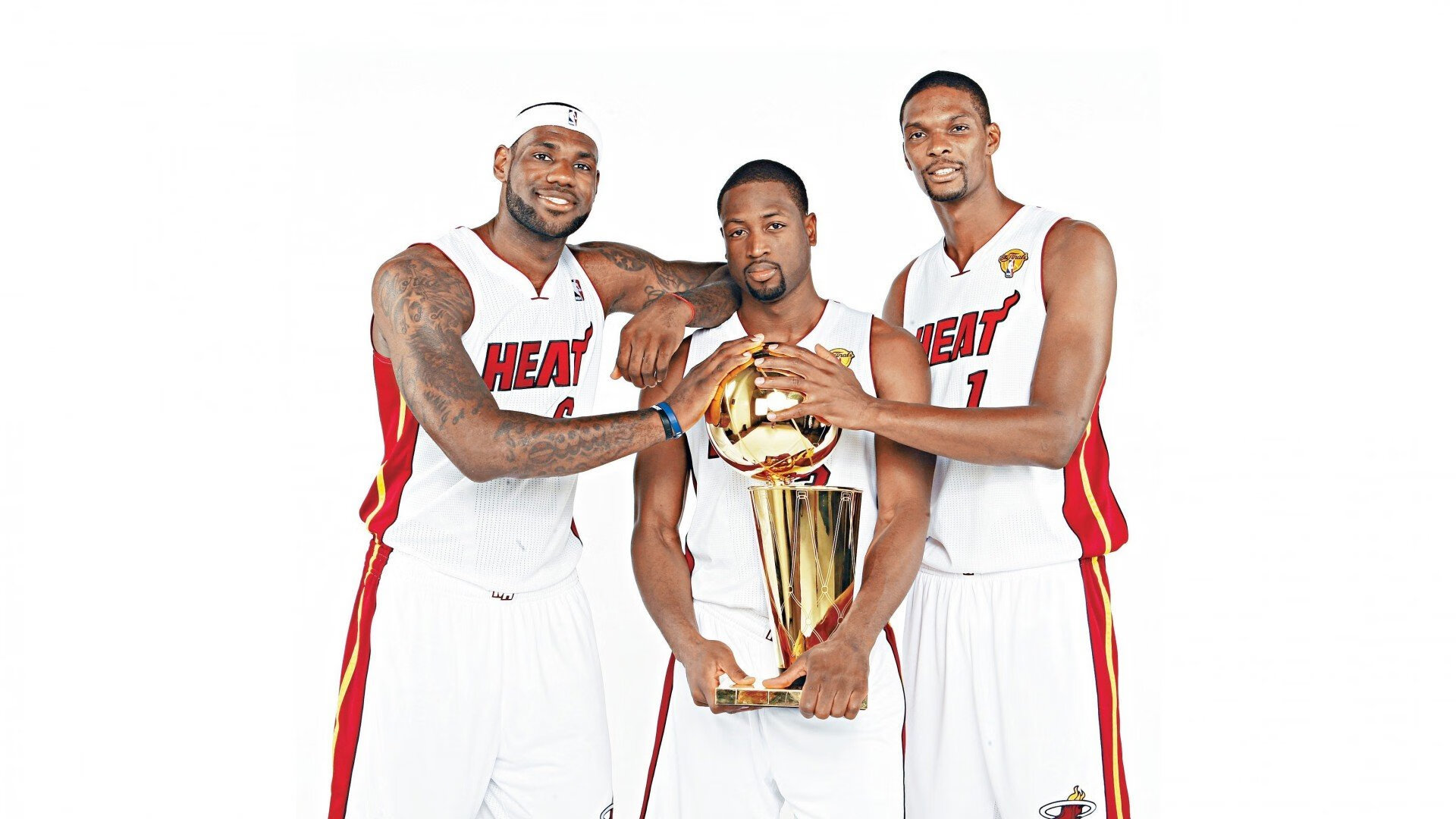 拉梅洛·鲍尔用一记星际导弹般的绝杀告诉世界，魔术翻盘，新王诞生！